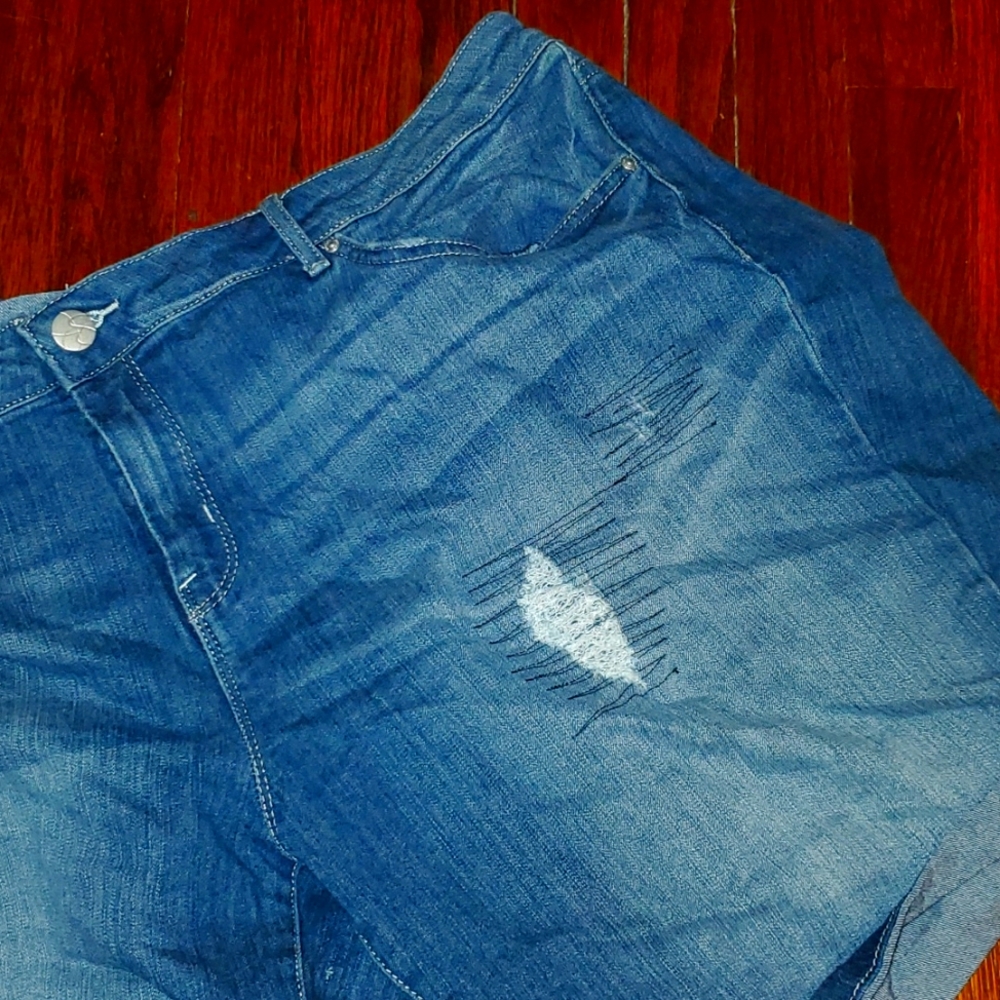 Jessica Simpson Size 22 Shorts